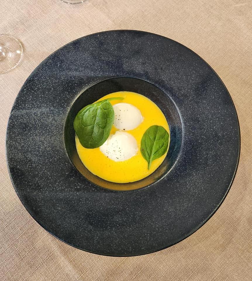Montigny-la-Resle Logis Hotel & Restaurant Le Soleil D'Or מראה חיצוני תמונה