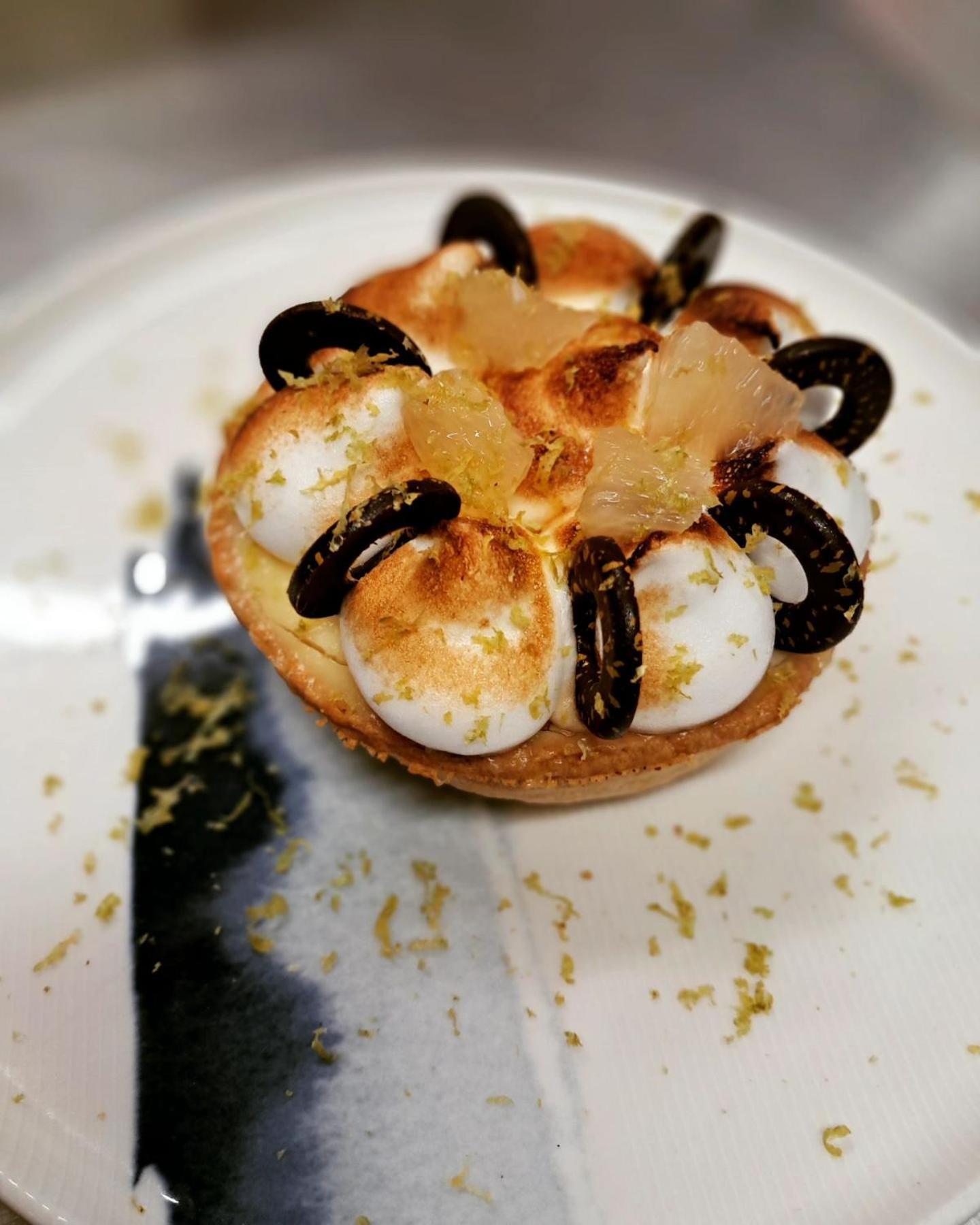 Montigny-la-Resle Logis Hotel & Restaurant Le Soleil D'Or מראה חיצוני תמונה